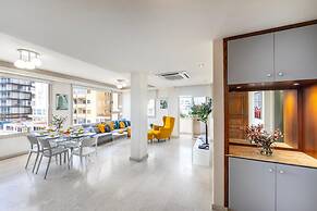 Mackenzie Eftyhia Beachfront Suite