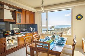 Mackenzie Eftyhia Beachfront Suite