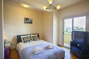 Mackenzie Eftyhia Beachfront Suite