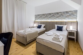 Aigli Seafront Loft-luxury Design Retreat