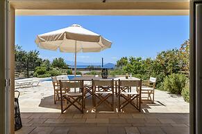 Porto Aqua Vista - Premium Seaside Villa w Pool