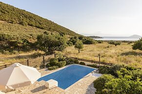 Porto Aqua Vista - Premium Seaside Villa w Pool