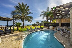 El Greco Seafront Villa