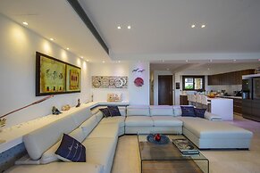 El Greco Seafront Villa