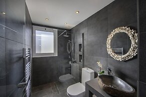 El Greco Seafront Villa