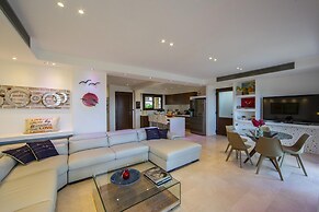 El Greco Seafront Villa