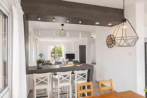 Napa Bay View Villa 4