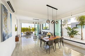 Pernera Beach Villa in Protaras