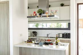 Pernera Beach Villa in Protaras