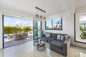 Pernera Beach Villa in Protaras