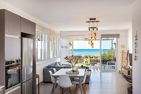 Ayia Thekla Seafront Villa Dagi