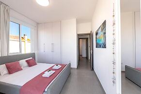 Ayia Thekla Seafront Villa Dagi