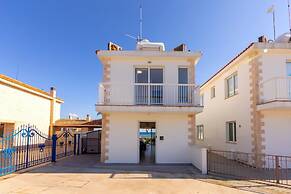 Ayia Thekla Seafront Villa Dagi