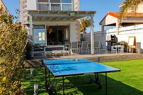 Ayia Thekla Seafront Villa Dagi