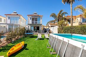 Ayia Thekla Seafront Villa Dagi