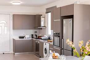 Ayia Thekla Seafront Villa Dagi