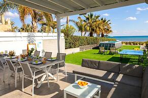 Ayia Thekla Seafront Villa Dagi