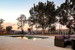 Luxury Cerro do Galo Villa by Ideal Homes