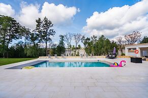 Luxury Almancil Villa With Heated Pool by Ideal Homes