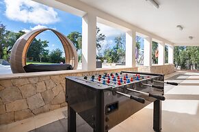 Luxury Almancil Villa With Heated Pool by Ideal Homes