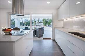 Luxury Almancil Villa With Heated Pool by Ideal Homes