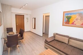 Beachside Bliss Central 1-bedroom in Glyfada