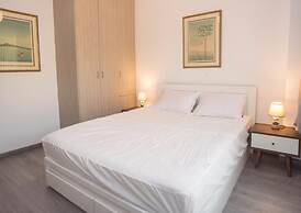 Beachside Bliss Central 1-bedroom in Glyfada