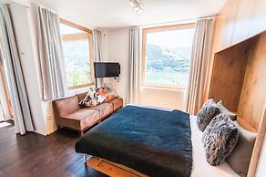 Chalet Max Panorama in Zell am See