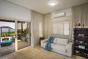 Beachfront Villa Meneou 5