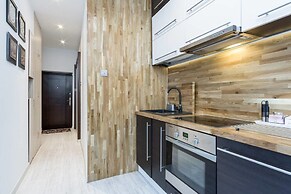 Cozy Apartment With a Fireplace