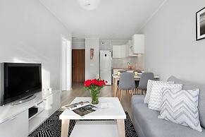 Bright Apartment Near the Beach With a Terrace