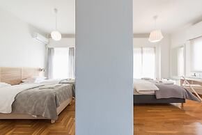 Cozy and Fresh 2bdrm apt Close to Metro