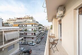 Cozy and Fresh 2bdrm apt Close to Metro