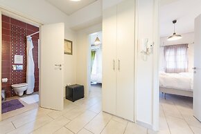 Luxury Home With Jacuzzi and Spectacular Sea Views for 8 Guests