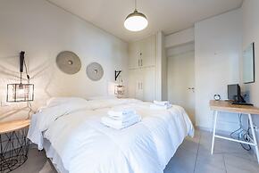 Luxury Home With Jacuzzi and Spectacular Sea Views for 8 Guests