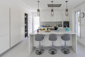 Protaras Villa Piera By The Sea