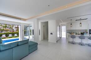 Protaras Villa Piera By The Sea