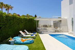 Protaras Villa Piera By The Sea