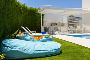 Protaras Villa Piera By The Sea