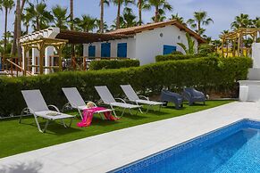 Protaras Villa Piera By The Sea