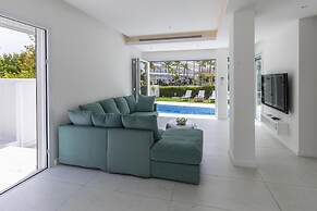 Protaras Villa Piera By The Sea