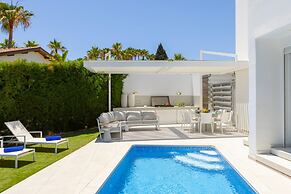 Protaras Villa Piera By The Sea