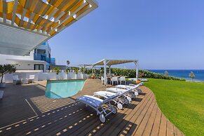 Beachfront Dream Villa