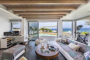 Beachfront Dream Villa