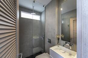 Beachfront Dream Villa