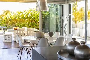 Beachfront Dream Villa