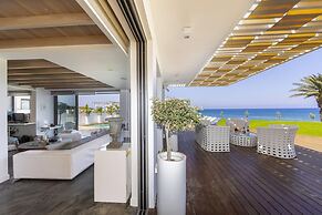 Beachfront Dream Villa