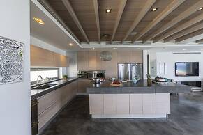 Beachfront Dream Villa