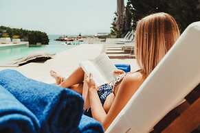 Blue Waves Protaras Beachfront Villa 3