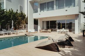 Blue Waves Protaras Beachfront Villa 3